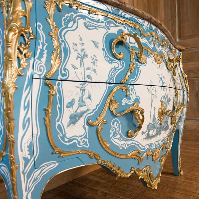 Commode Criaerd style Louis XV