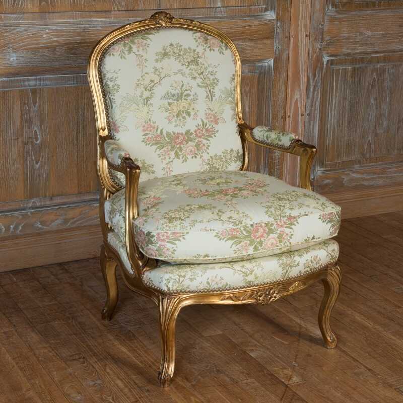 Fauteuil Montespan style Louis XV 