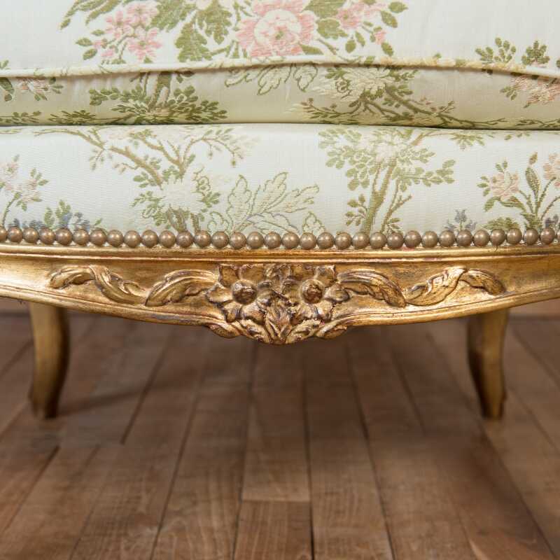 Fauteuil Montespan style Louis XV 