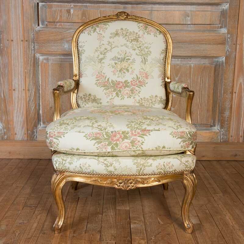 Fauteuil Montespan style Louis XV 