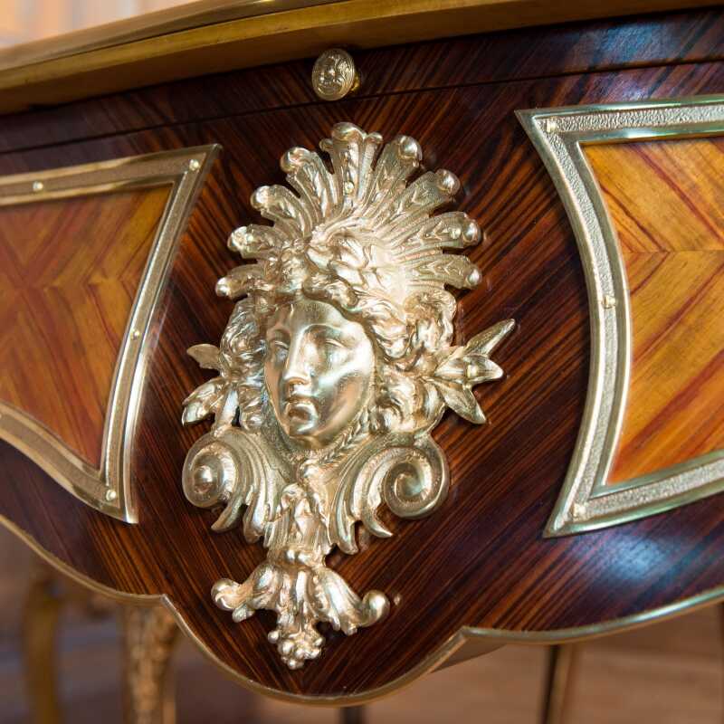 Bureau Cressent de style Louis XV 