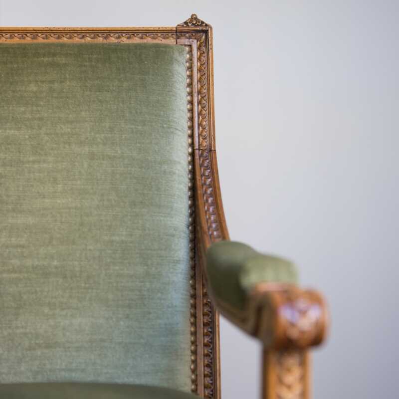 Fauteuil Jacob Oves style Louis XVI 