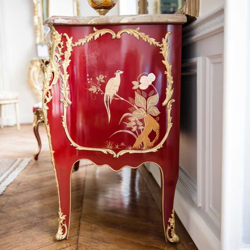 Commode Delorme rouge Laque de Chine