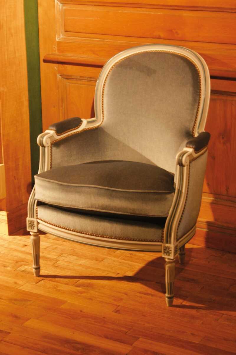 Bergère Poulat style Louis XVI