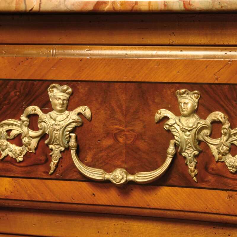 Commode Restif style Louis XIV 