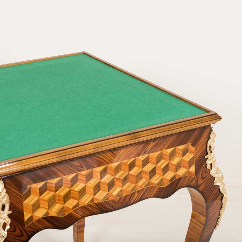 Table de jeux Nicolas Boudin style Louis XV