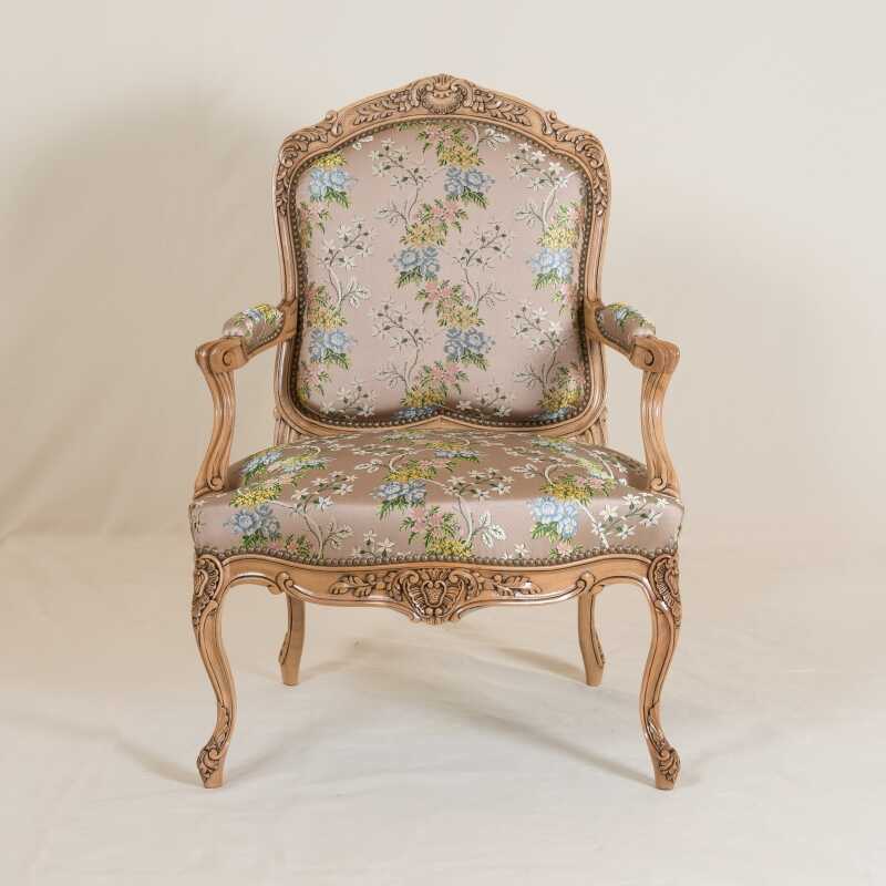 Fauteuil Tilliard à coeur style Louis XV 