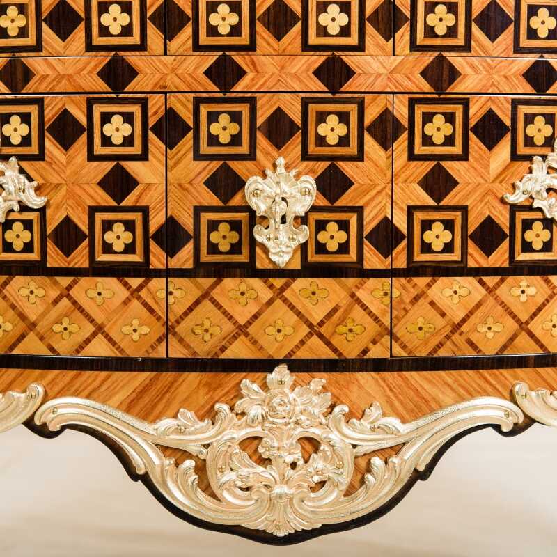 Commode Jean-Pierre Cosson style Louis XV